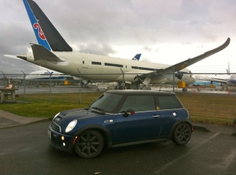 IMG 8211 Mini vs Boeing787