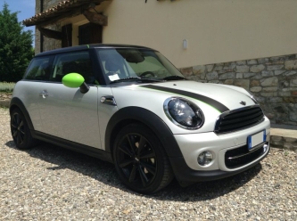 Griglia stock nero opaco