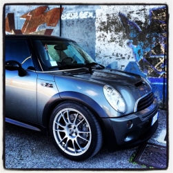 mini & graffiti