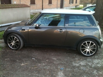 I phone 010