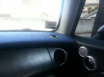 Cruscotto in alcantara