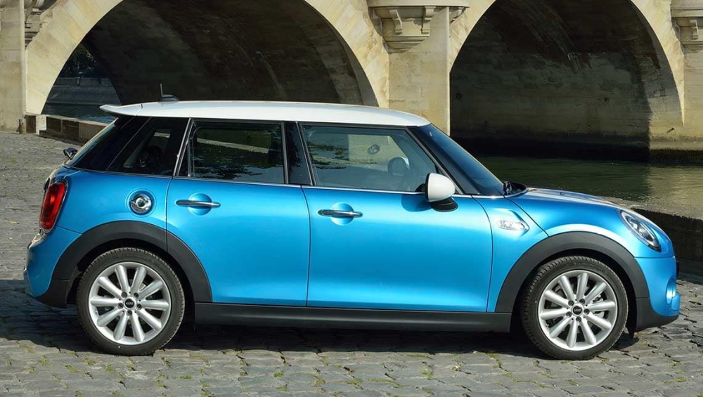Mini-Cooper-S-5door--(4).jpg