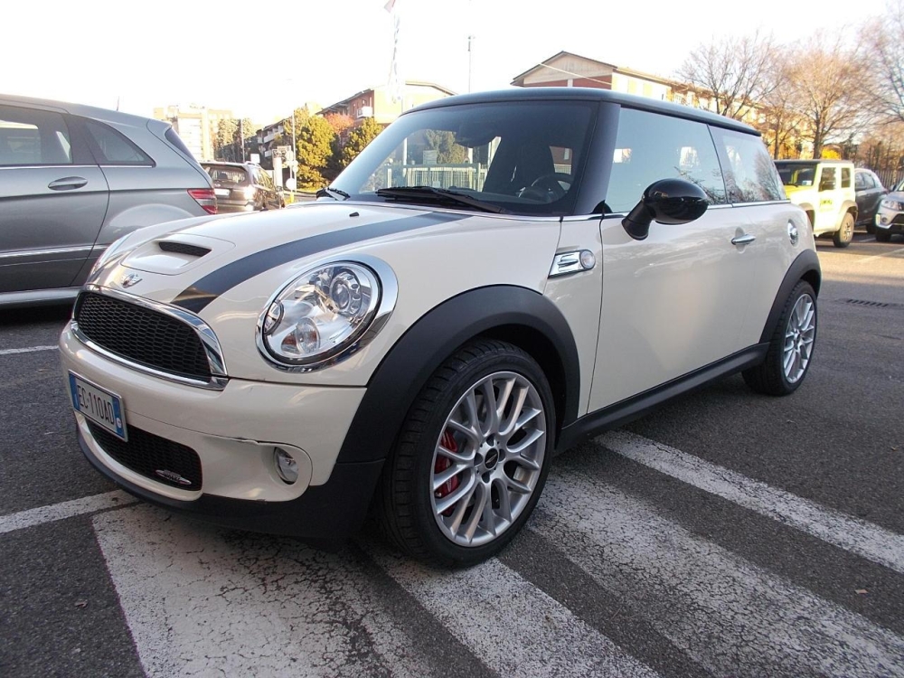 Mini 1.jpg