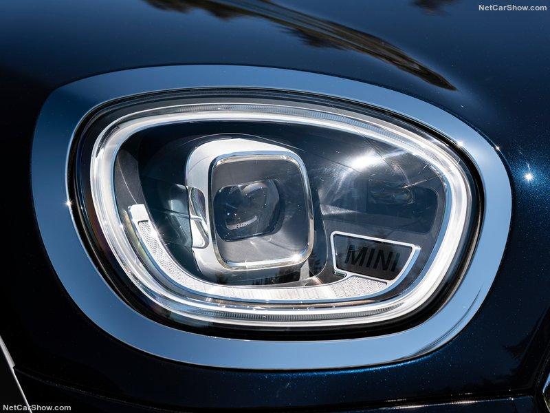 Mini-Countryman-2021-800-25.jpg