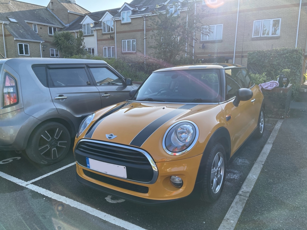 MINI.jpg